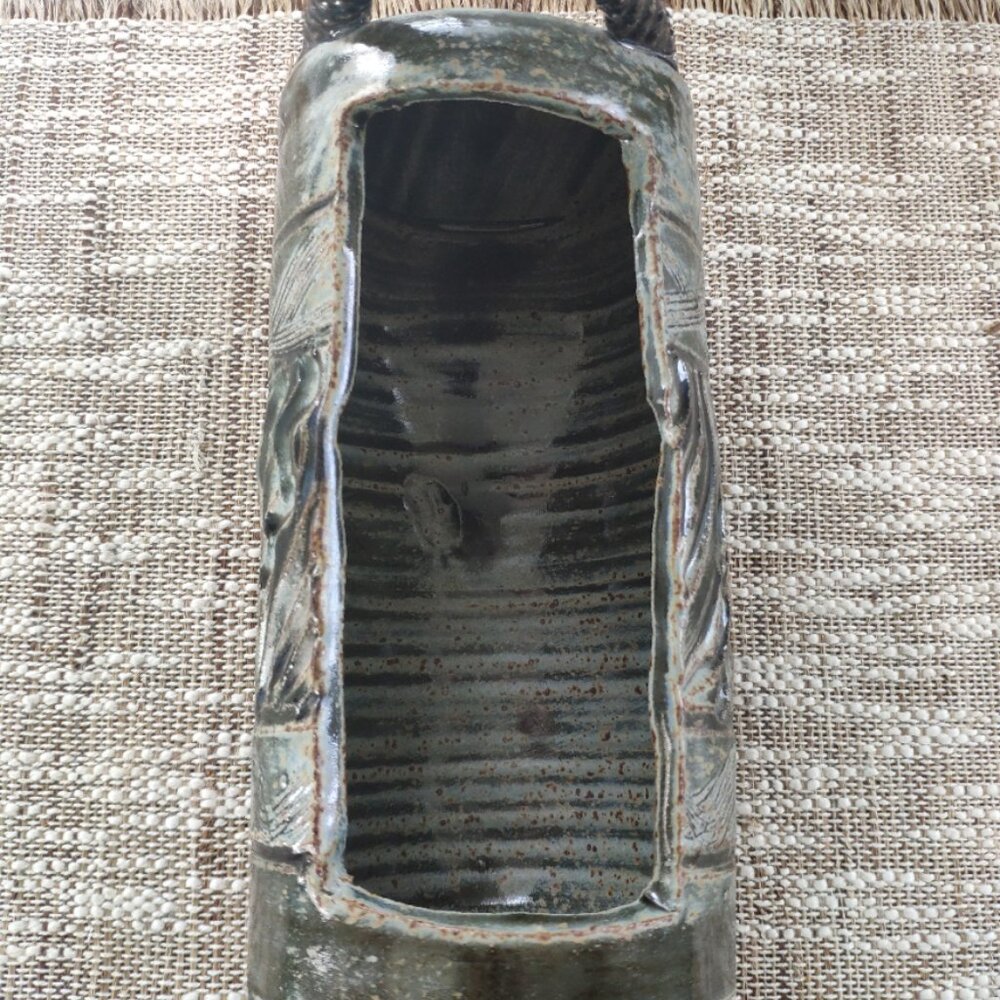 VTG Art Pottery Planter, Etched Brutalist Green Sgraffito with Handles 8.75" - Picture 13 of 16